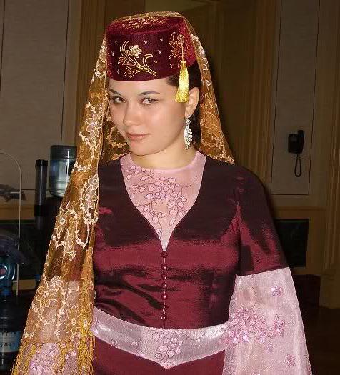 Melodinen Tataarin nimiä tytölle - mitä he tarkoittavat ja miten he valitsevat